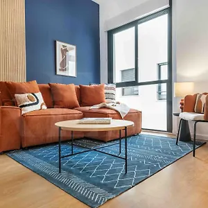 https://inviting-apartment-with-community-pool-center.1costadelsol.com